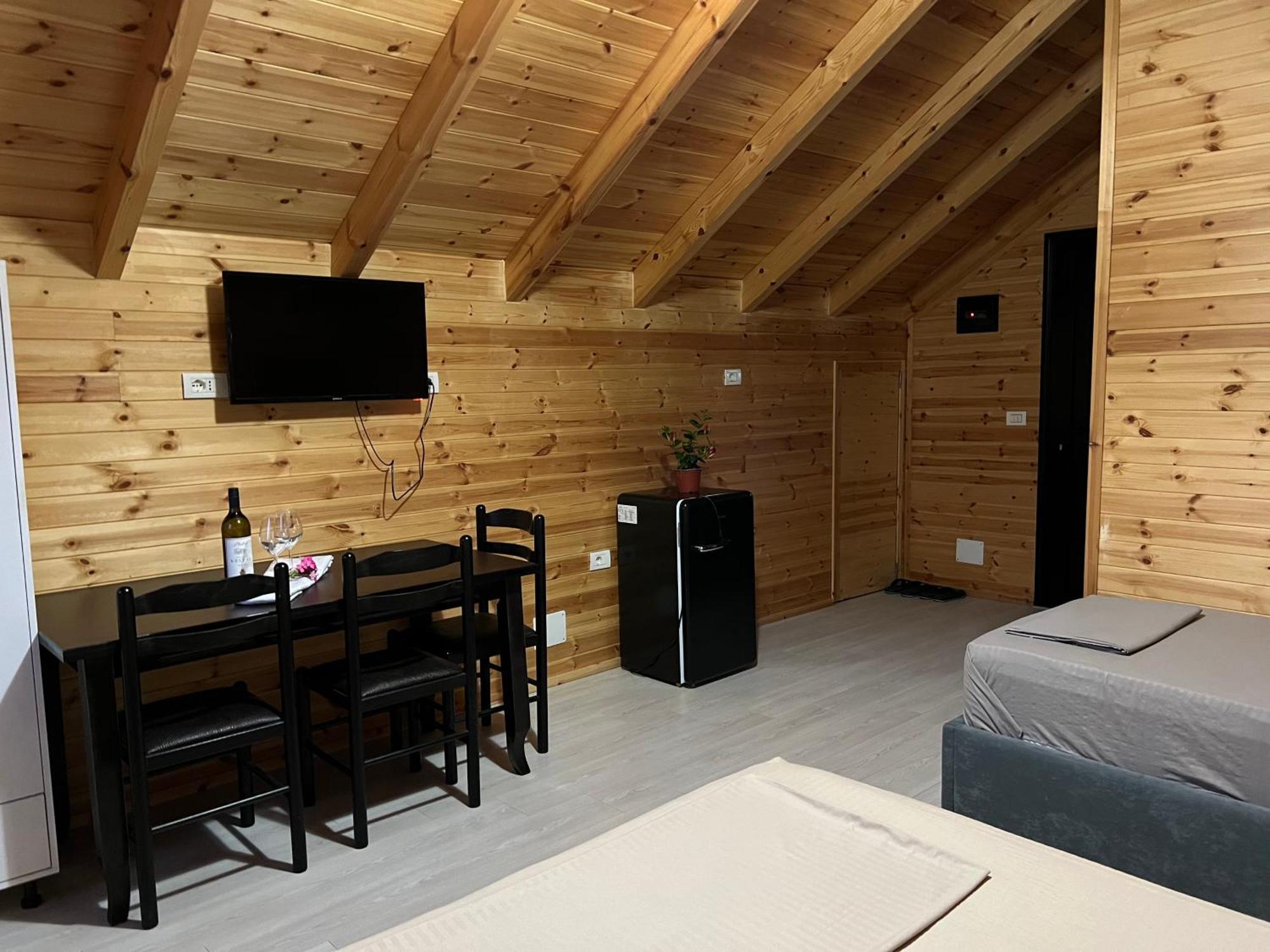 Beni Rooms Tale Lezhe Bagian luar foto
